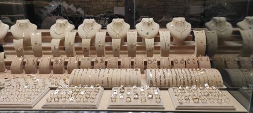 عکس گالری میلاد طلا