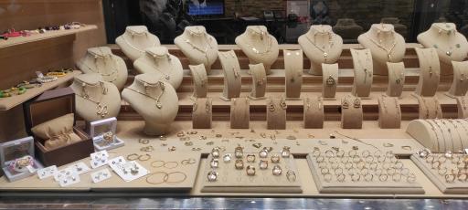 عکس گالری میلاد طلا