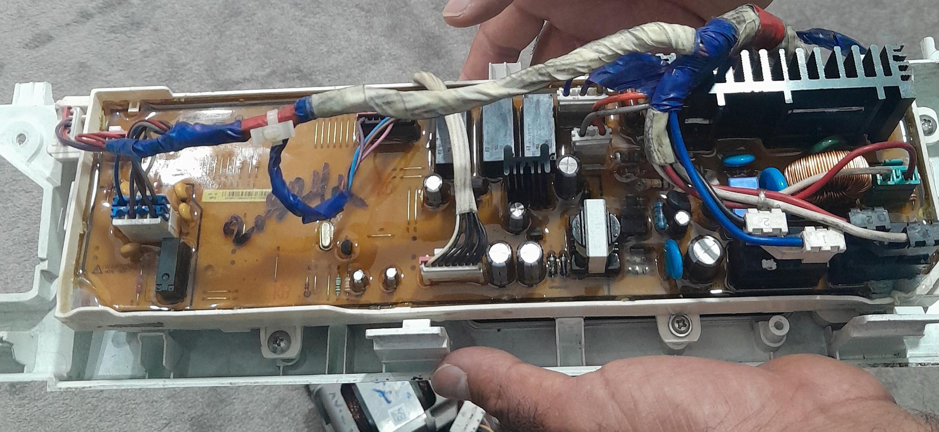 عکس خدمات فنی اطمینان