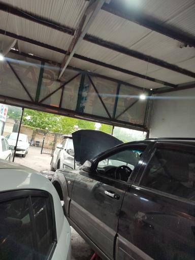 عکس تعمیرگاه تخصصی گیربکس لند