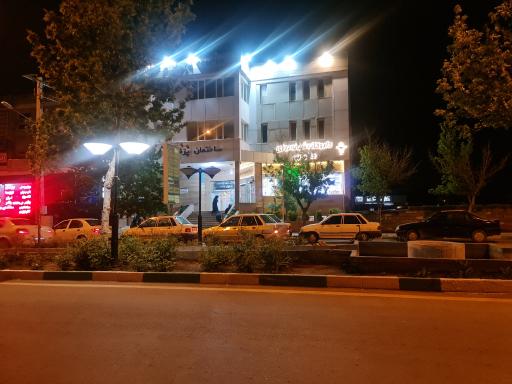 عکس داروخانه شبانه روزی دکتر لاری