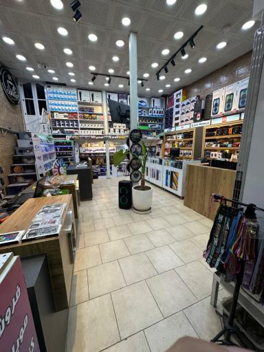 عکس فروشگاه و خدمات موبایل طنین