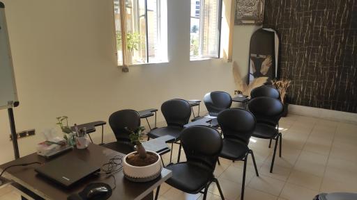 عکس کارگزاری سهام بارز بورس