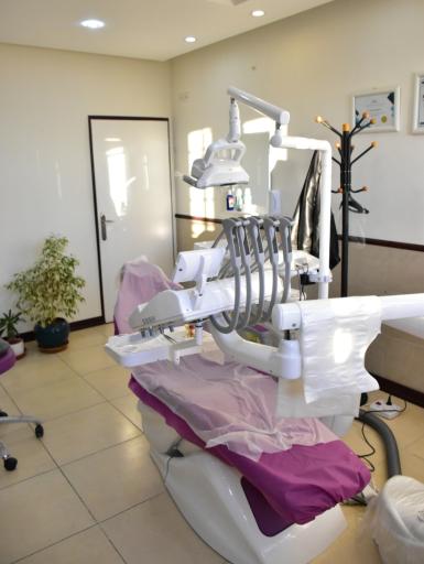 عکس مطب دندانپزشکی دکتر باقری