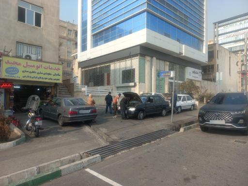 عکس مکانیکی مجید صالحی