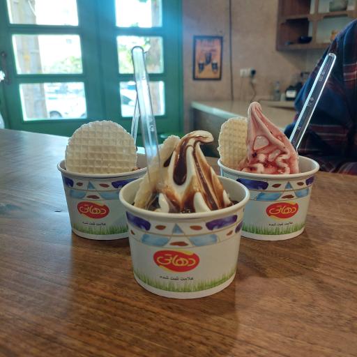 بستنی دهاتی