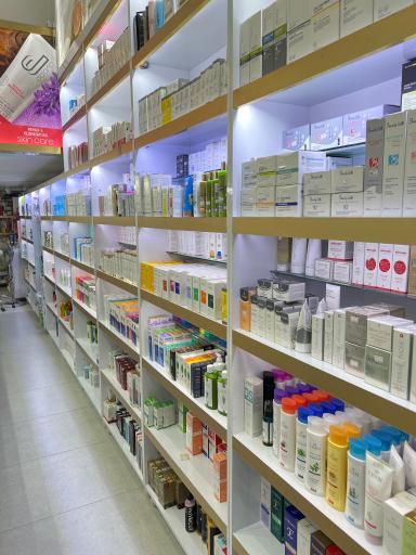 عکس داروخانه شبانه روزی دکتر فرزان زارع