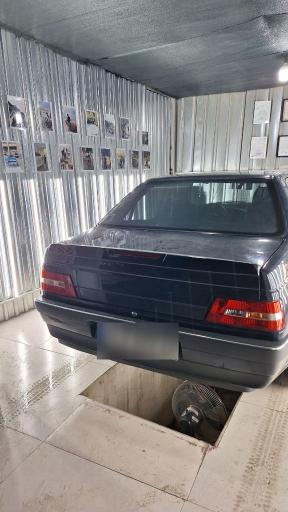 عکس کارشناسی رنگ خودرو برادران پرویزی