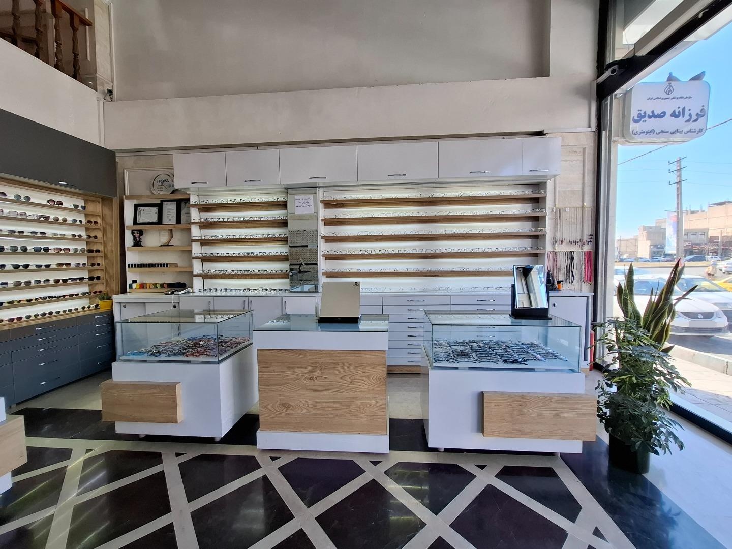 عکس عینک پرشین