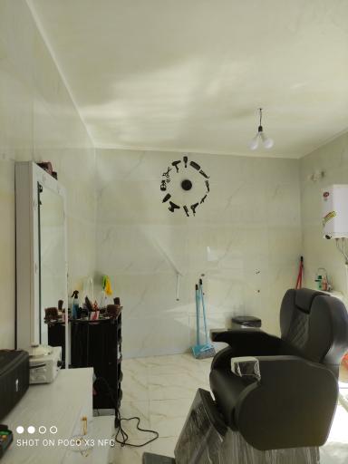 عکس پیرایش امین