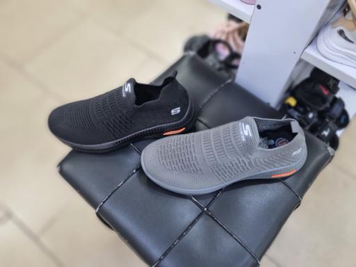 عکس کفش یادگاری