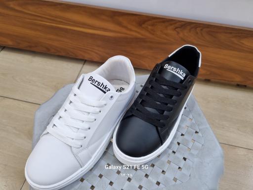 عکس کفش یادگاری