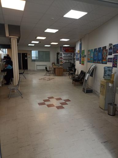 عکس دفتر پیشخوان انقلاب