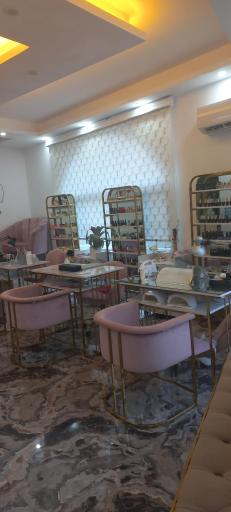 عکس سالن زیبایی ماتینا