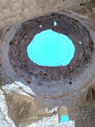 عکس کاخ ساسانی سروستان (شکارگاه بهرام گور)