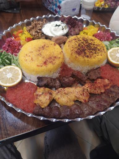 عکس کبابی امین