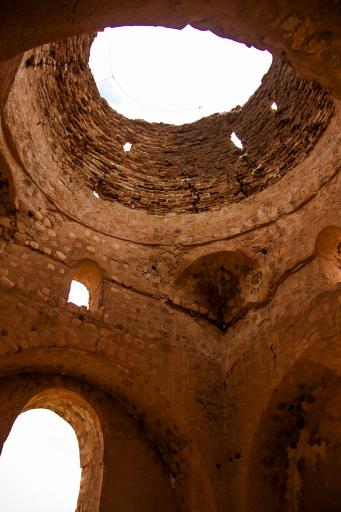 عکس کاخ ساسانی سروستان (شکارگاه بهرام گور)