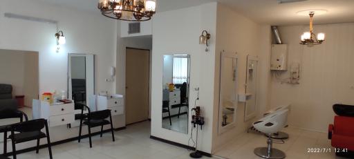 عکس سالن زیبایی مهرآفرین