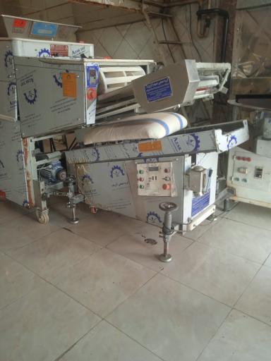 عکس نانوایی لواش دولتی