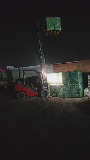 عکس انبار کاشی و سرامیک اکسیر 