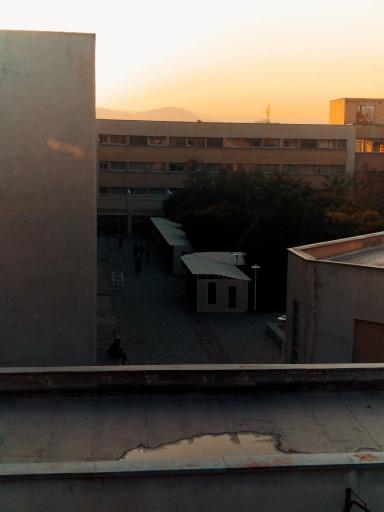 عکس دانشکده مهندسی