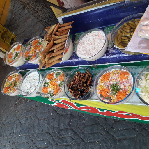 عکس سمبوسه و فلافل عمو مصطفی