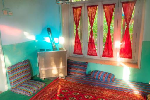 عکس اقامتگاه بومگردی چشمه سبز گلمکان