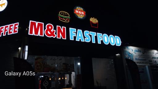 عکس کافه فست فود M&N