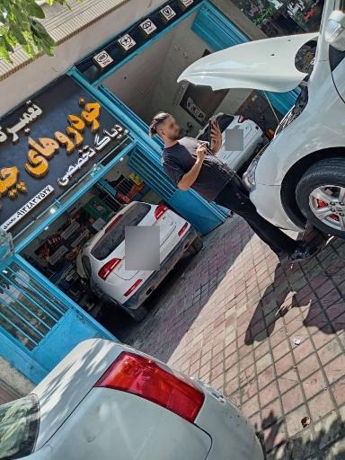 عکس تعمیرگاه خودروهای چینی