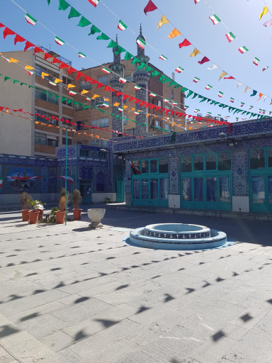 عکس امامزاده اسحاق (ع)