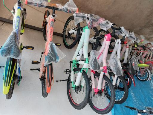 عکس فروشگاه و تعمیرگاه دوچرخه و موتورسیکلت پرستش 