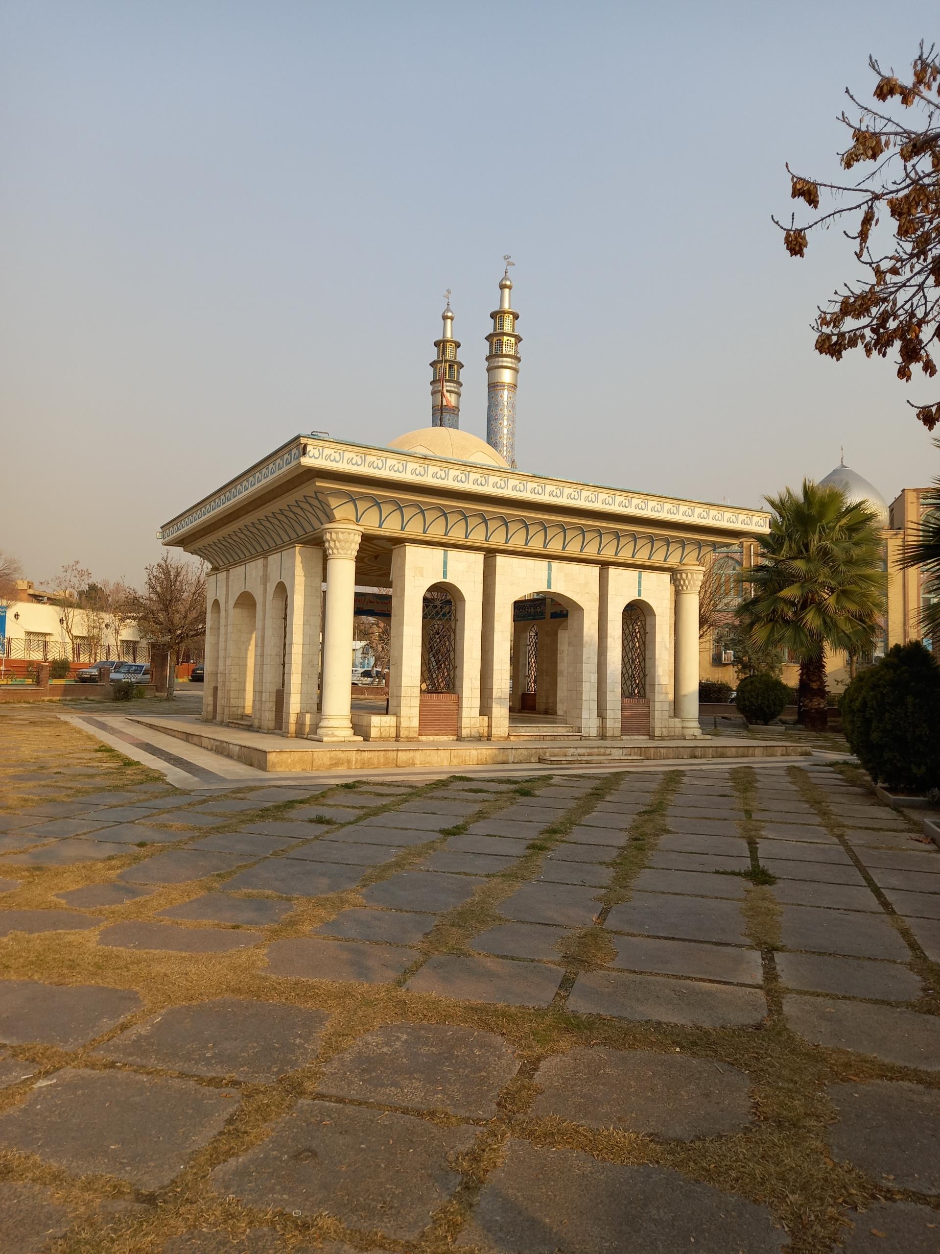 عکس یادمان شهدای گمنام شهرک شهید شجاعی