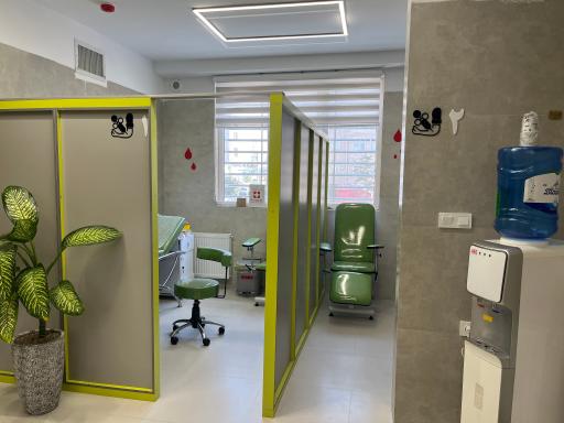 عکس آزمایشگاه پاک بین