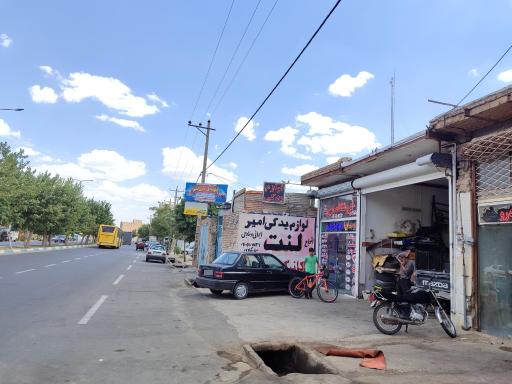 عکس تعمیرگاه میان آبادی