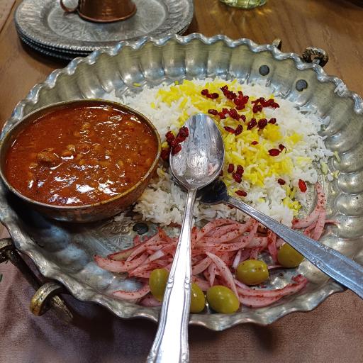 عکس رستوران چکدرمه