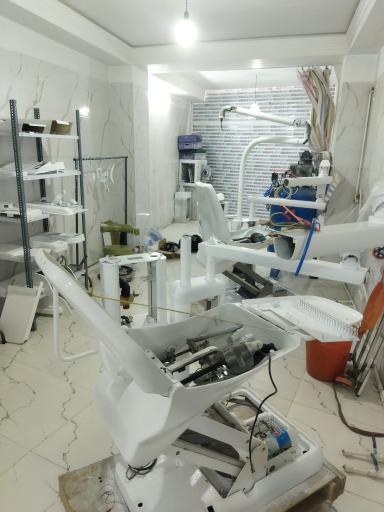 عکس کارگاه تجهیزات دندانپزشکی حسینی