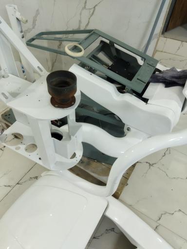 عکس کارگاه تجهیزات دندانپزشکی حسینی