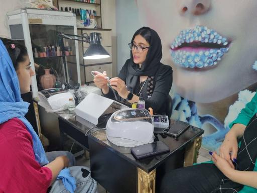 عکس سالن زیبایی سی سی