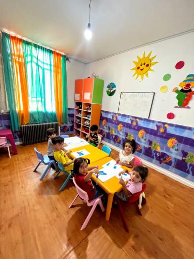 عکس مهدکودک و پیش دبستانی سایه