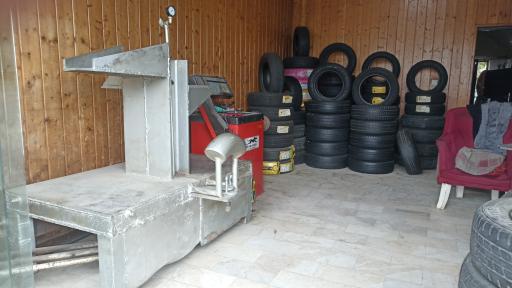 عکس لاستیک فروشی مهدی