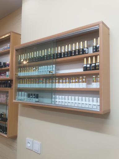 عکس سالن زیبایی سی سی