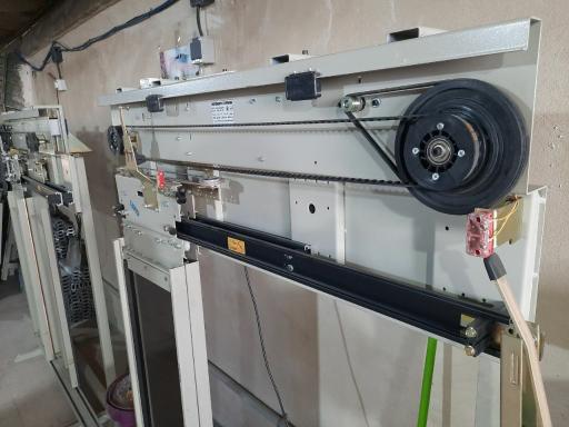 عکس آسانسور کیوان