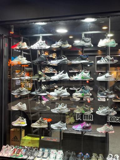 عکس کتونی آدیداس