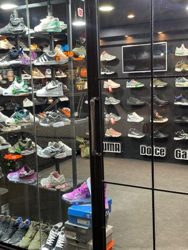 عکس کتونی آدیداس