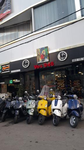 عکس مجموعه تعمیرگاهی نمایشگاهی 946