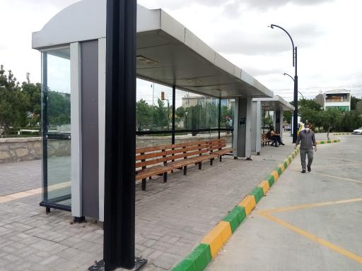 عکس ایستگاه اتوبوس آرامگاه فردوسی