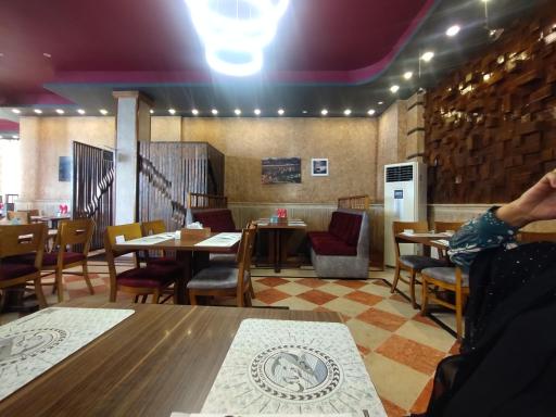 عکس رستوران قصر ماهی