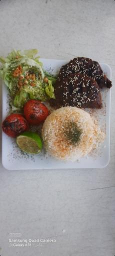 عکس کافه رستوران رژیمی وی آی پی پلاس