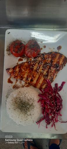 عکس کافه رستوران رژیمی وی آی پی پلاس