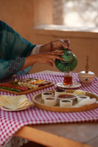 عکس عمارت خلفان